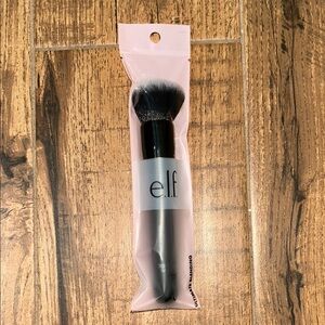 e.l.f. Black Ultimate Blending Makeup Brush